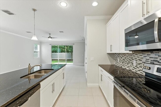 Photo - 7628 Aloma Pines Ct