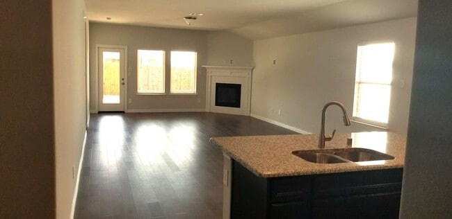 Photo - 5109 Woodglen Dr