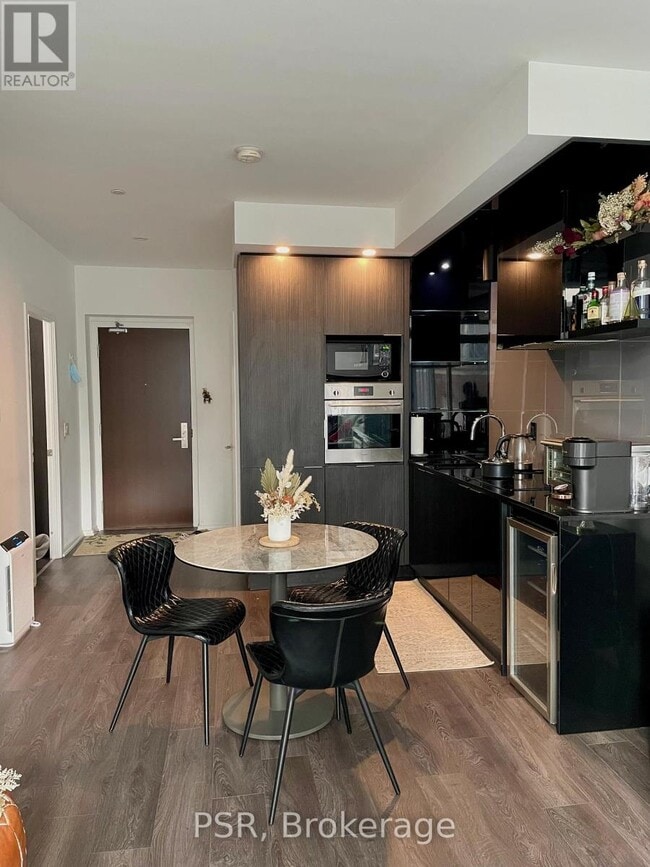 Photo - 70 Temperance St Unité 2707