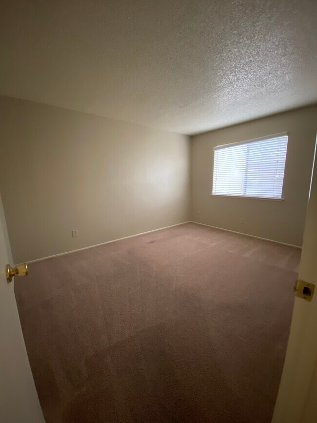 Photo - Garden West One Apartments