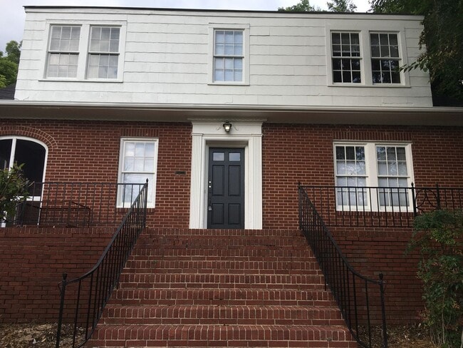 Photo - 1143 A&amp;B N Broad St. Unit 1143 N Broad, A (Main House)