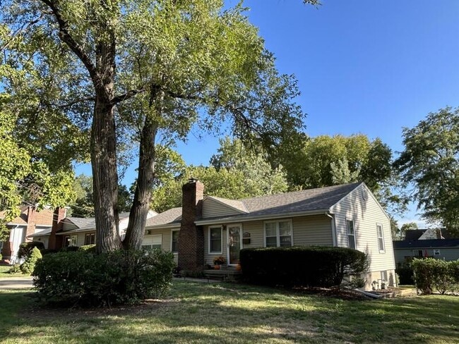 Photo - 6321 W 57th Terrace