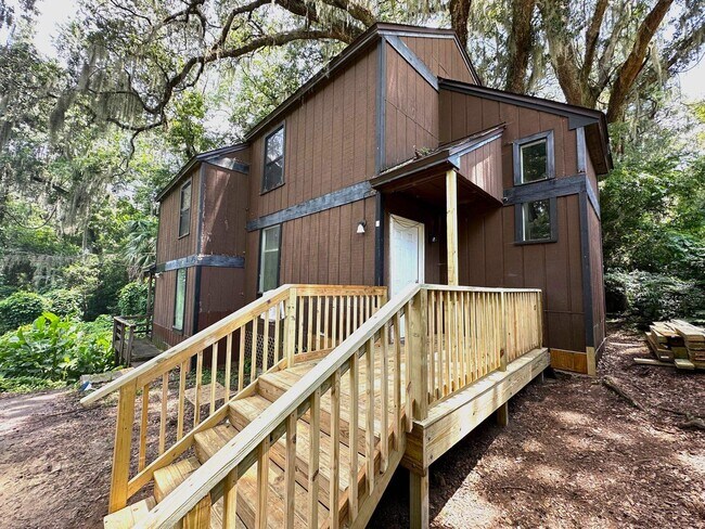 Photo - 1425 Fisher Ln