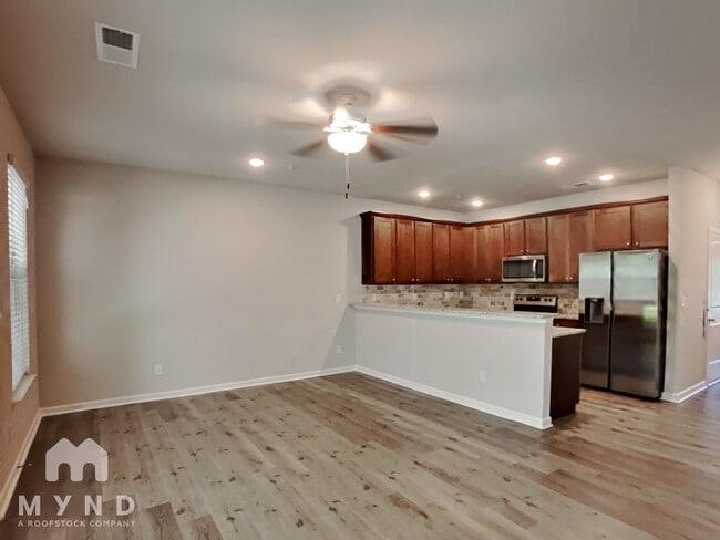 Photo - 8370 Douglass Trail