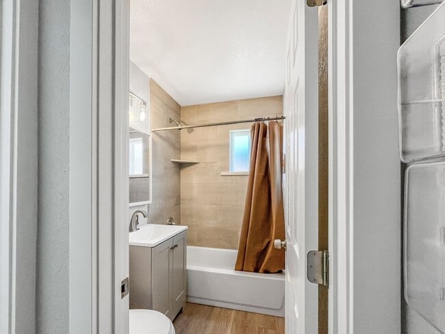 Photo - 45414 Raysack Ave