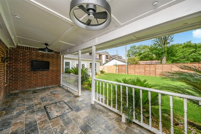 Photo - 15719 Baytree Dr