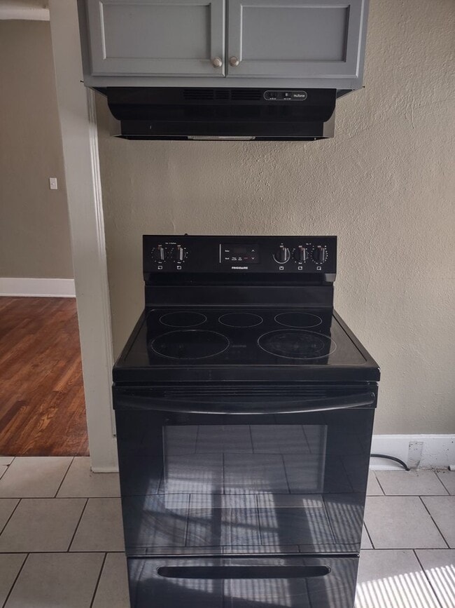 Photo - LIMITED TIME MOVE IN SPECIAL!! FIRST MONTH...