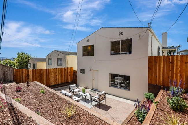 Photo - 157 Longview Dr Unit 157B