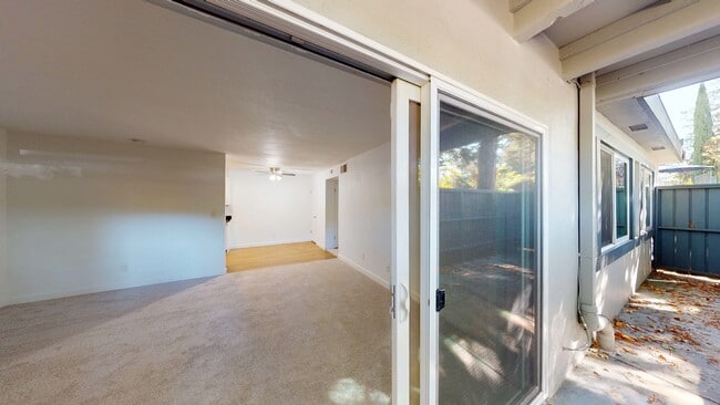 Building Photo - 450 Alameda del Prado Unit 450D