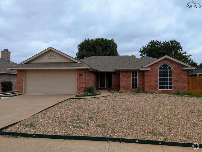 Building Photo - 5509 Long Leaf Dr Rental