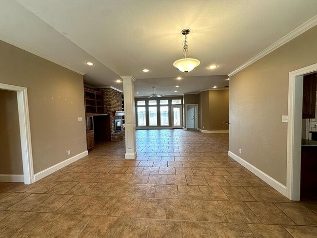 Photo - 401 Springwood Ct