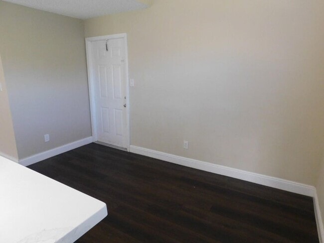 Photo - 611 Cypress Lake Blvd