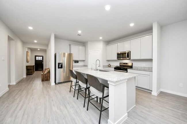 Photo - 25089 Pomegranate Pl