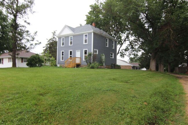 Photo - 1927 W 1st St House