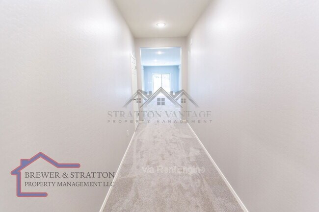 Photo - 495 E Rio Pl