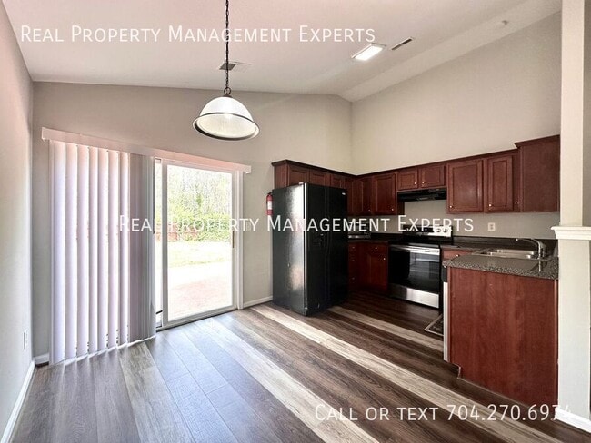 Photo - 6229 Green Vista Ct