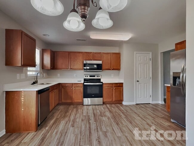 Photo - 1011 Ronald Rd