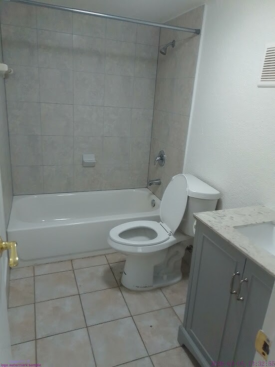 7921 NW 44th Ct Unit 2