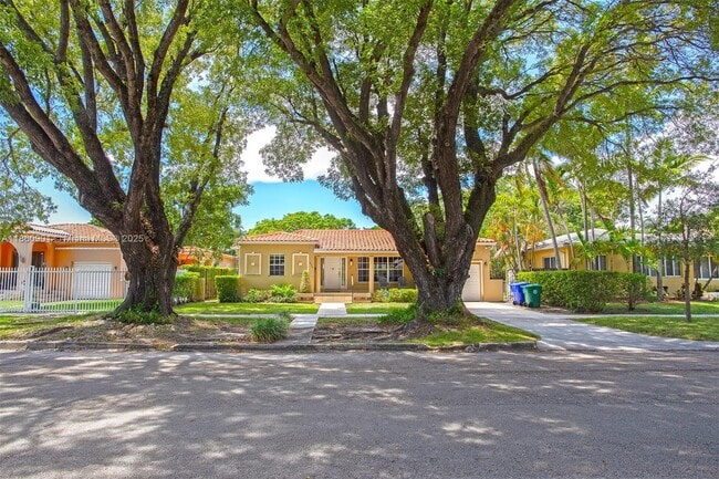 Photo - 600 SW 25th Rd