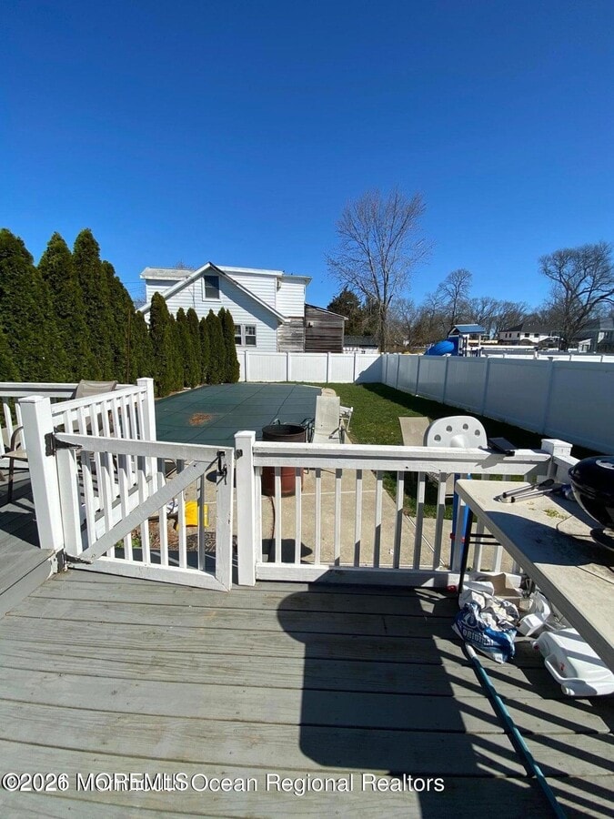 Photo - 319 Roosevelt Ave