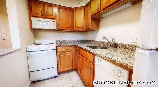 Photo - 110 Babcock St Apartment Unit 27