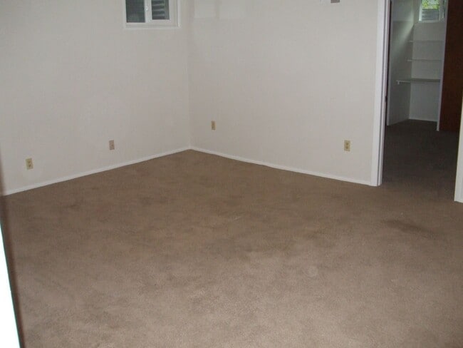 Photo - Amazing 3 Bed, 2 Bath Spacious Home with a...
