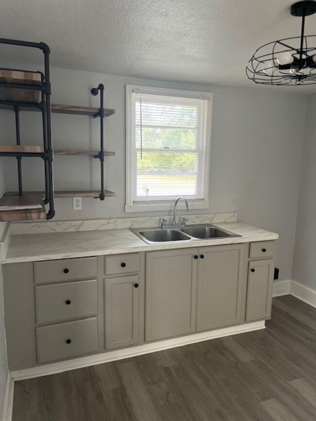 Photo - House on Willingham