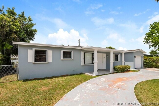 Photo - 13620 Monroe St