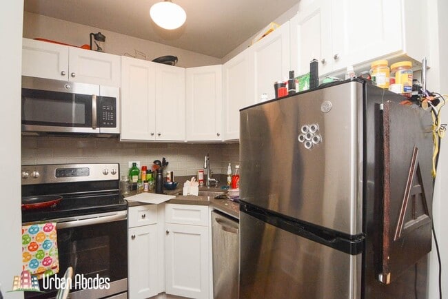 Photo - 818 W Lakeside Pl Unit A00C