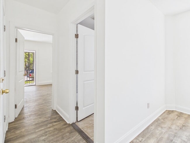 Photo - 2508 North Ave Unit Apt 1