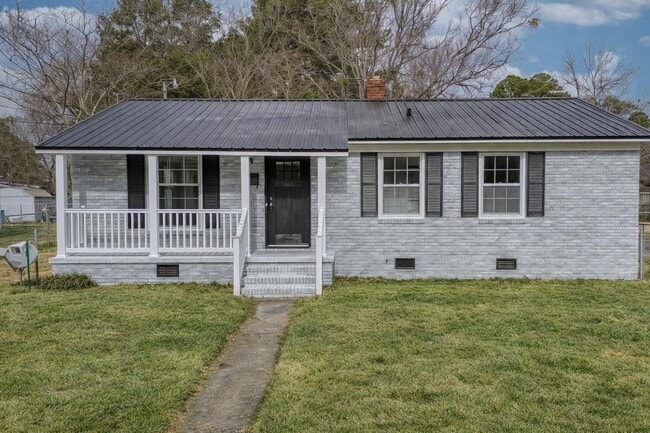 Building Photo - 402 Marcella Dr