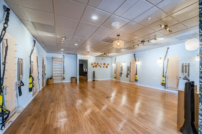 44025 Pipeline Plaza Unit 115