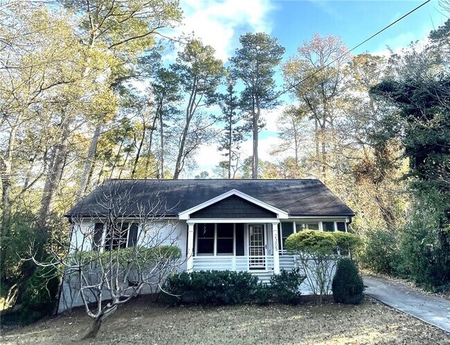 Photo - 2305 Vistamont Dr