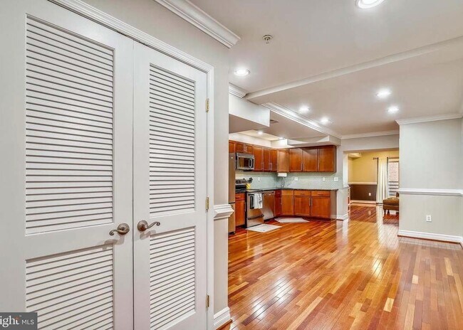 Photo - 1321 Euclid St NW Unit 302