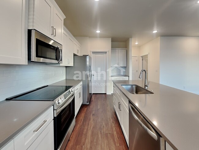 Photo - 1559 N Garnet Creek Ave