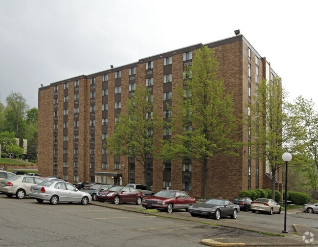 Douglas Plaza