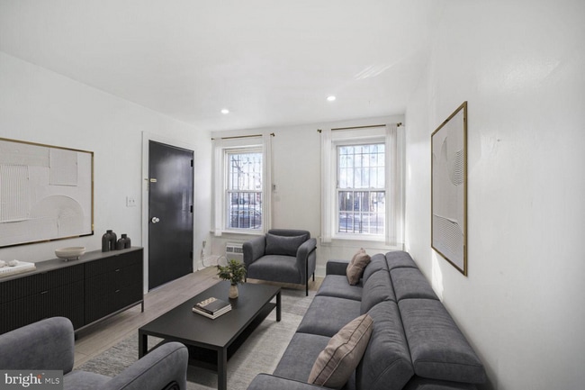 Photo - Charming 1BR/1BA in Hill East
