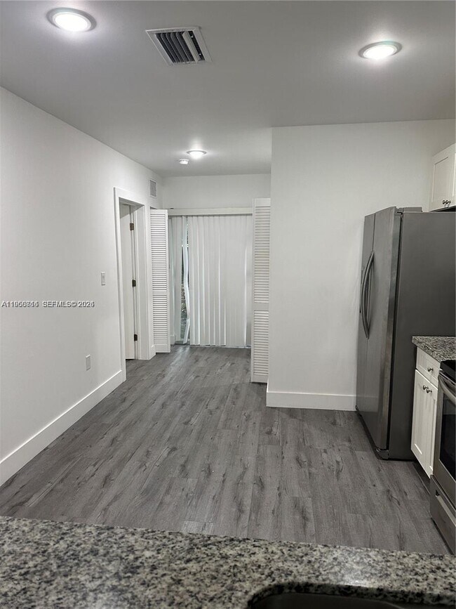 Photo - 224 NW 57th St Unit B