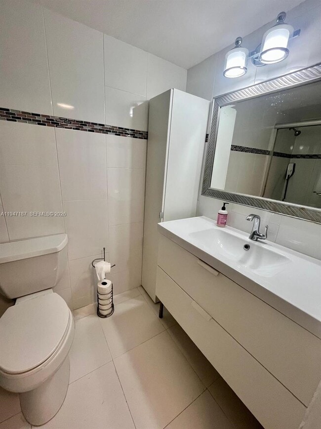 Photo - 251 174th St Unit 1714