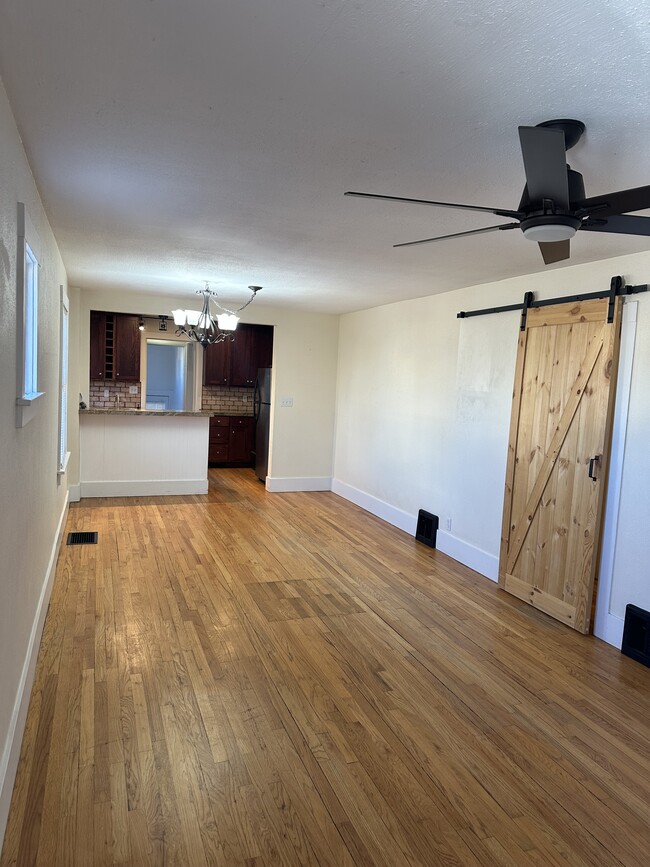 Photo - 3142 Quitman St