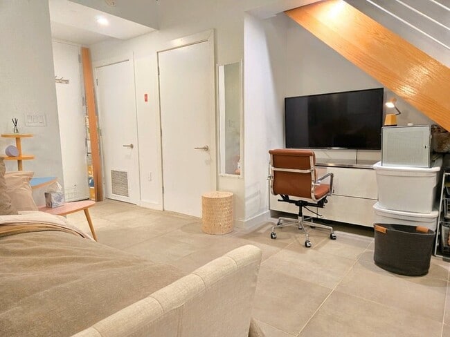 Photo - 192 Spencer St Unit Apt 1C