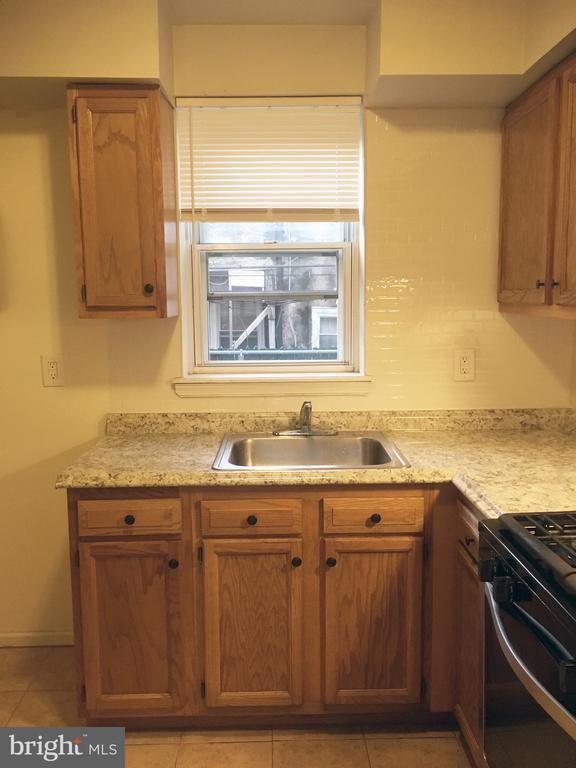 Photo - 1236 N Newkirk St