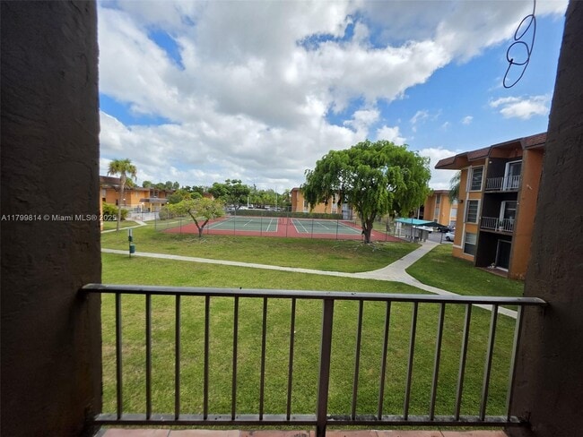 Photo - 9437 SW 76th St Unidad V24 Rental