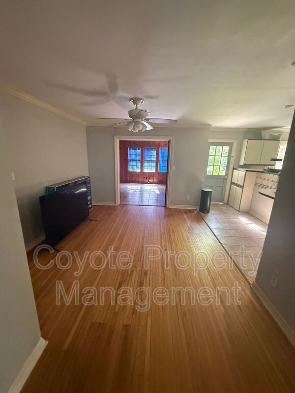 Photo - 1524 S Jamestown Ave