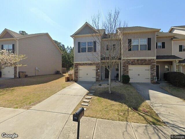 Photo - 570 Oakside Pl