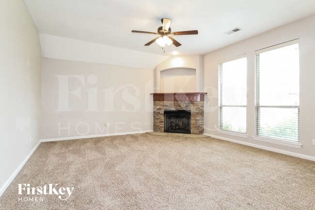 Photo - 304 SW 171st St