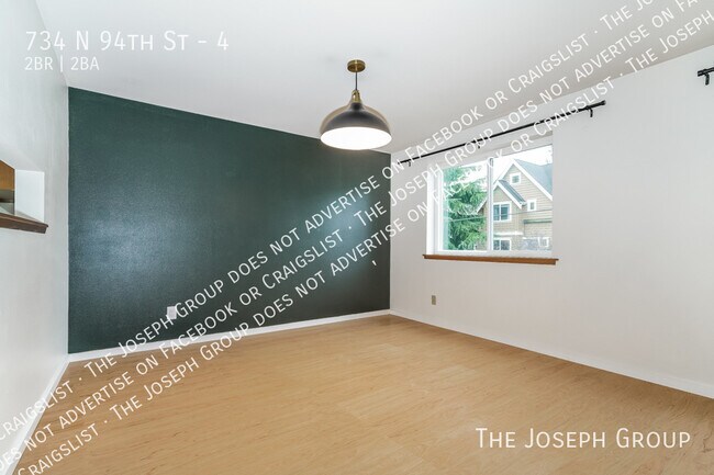 Photo - 734 N 94th St Unidad 4