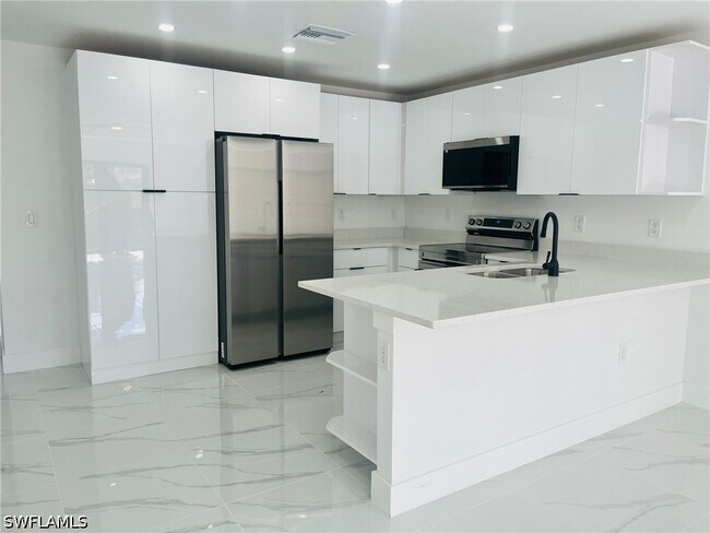Photo - 1112 East 12th Street