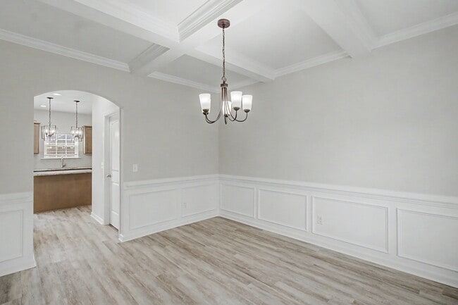 Photo - 319 Herty Ln