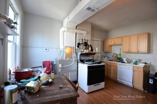 Photo - 17 Eldora St Unit 2
